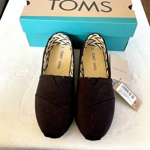 NWT Black Toms Alpargata Size 8